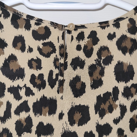 Sung by Alfred Sung Sleeveless Blouse - Picture 4 of 7